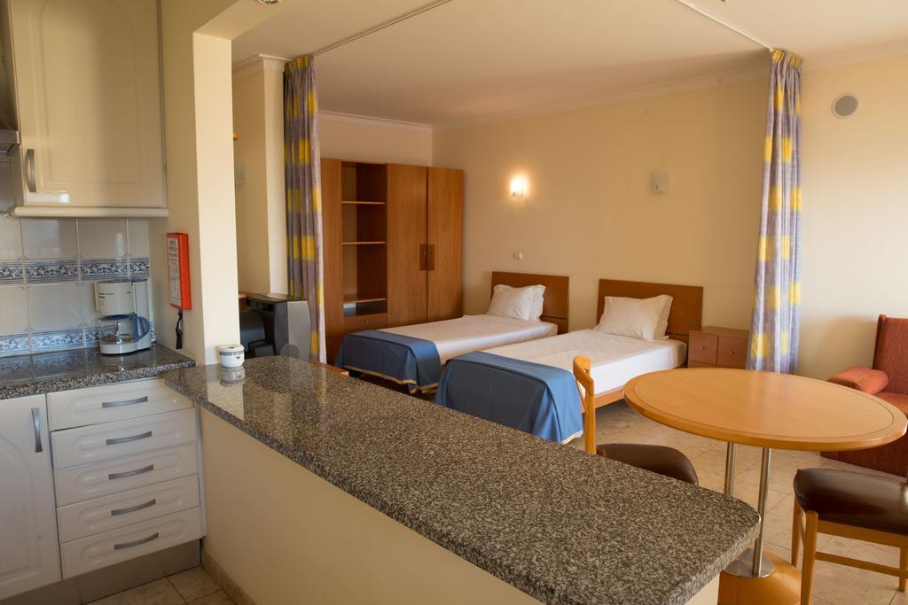 Clube Praia Mar Apartamentos Turisticos Praia da Rocha Exteriör bild