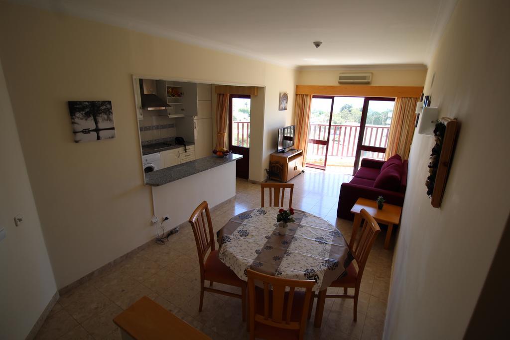 Clube Praia Mar Apartamentos Turisticos Praia da Rocha Exteriör bild