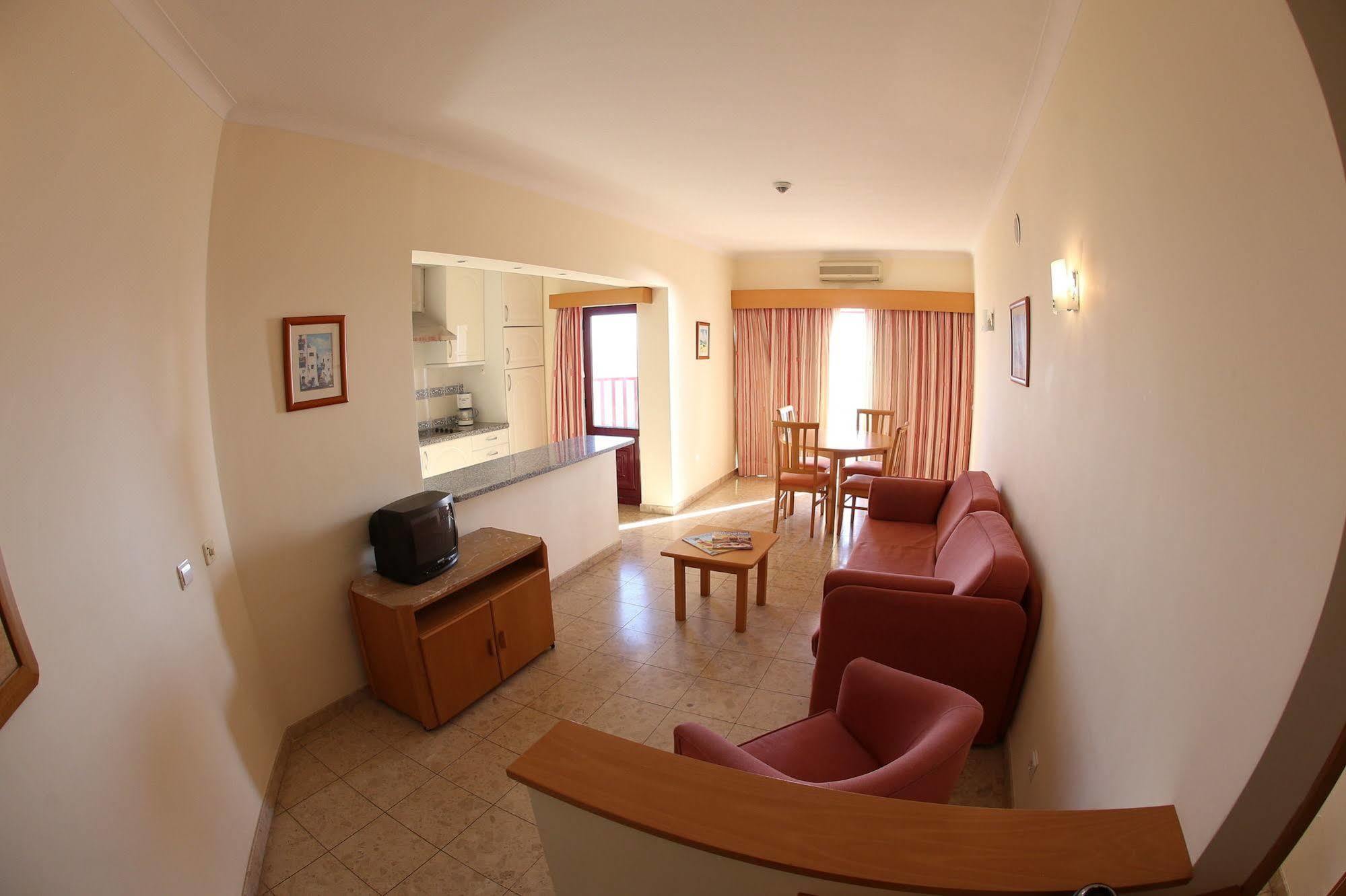 Clube Praia Mar Apartamentos Turisticos Praia da Rocha Exteriör bild