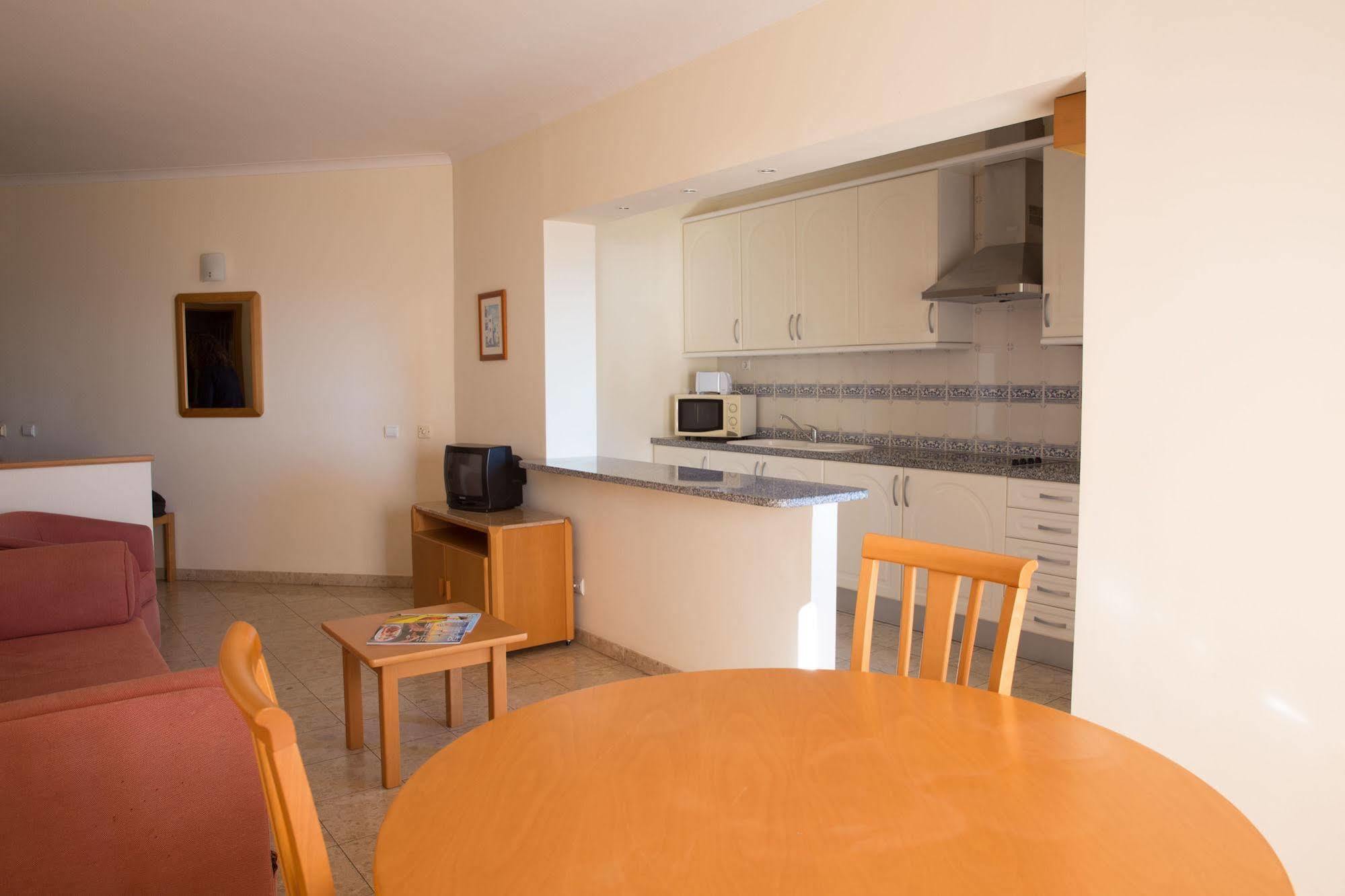 Clube Praia Mar Apartamentos Turisticos Praia da Rocha Exteriör bild
